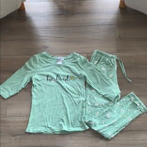 Lascana Venus Pajamas Set in Green with Bee Kind Design. Size XS